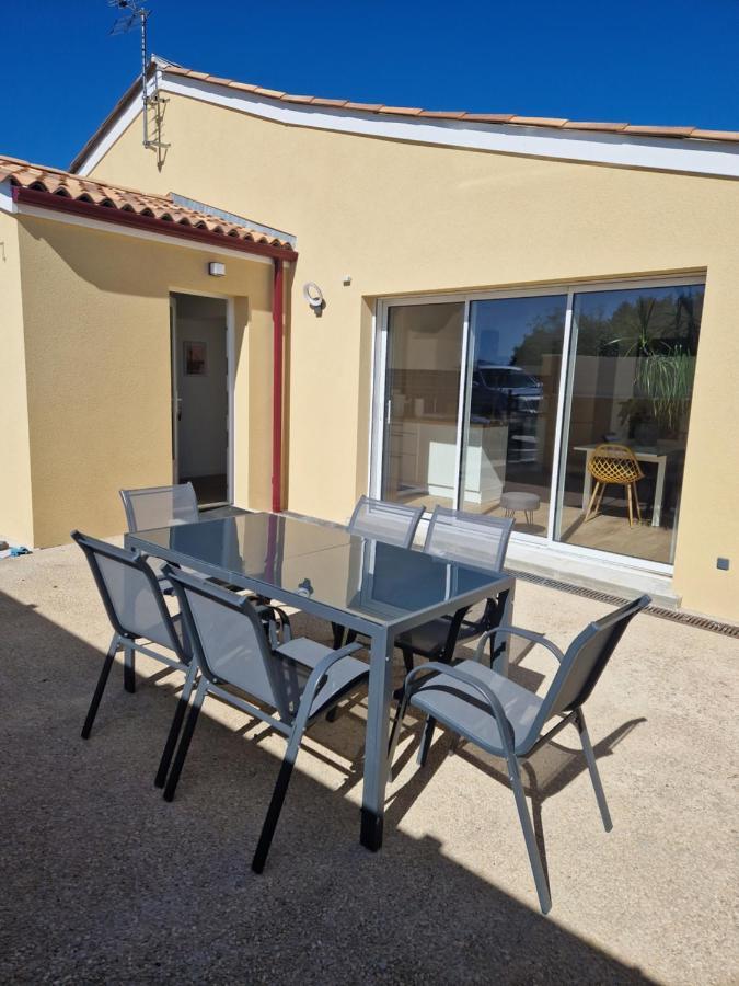 Vila La Jolie Pradelle Virsac Exteriér fotografie